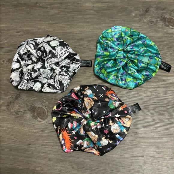 NWOT Dolls Kill x Rugrats Scrunchie Set - Picture 2 of 7